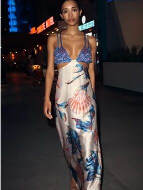 Celandine Shell comber satin maxi dress Small New t tags